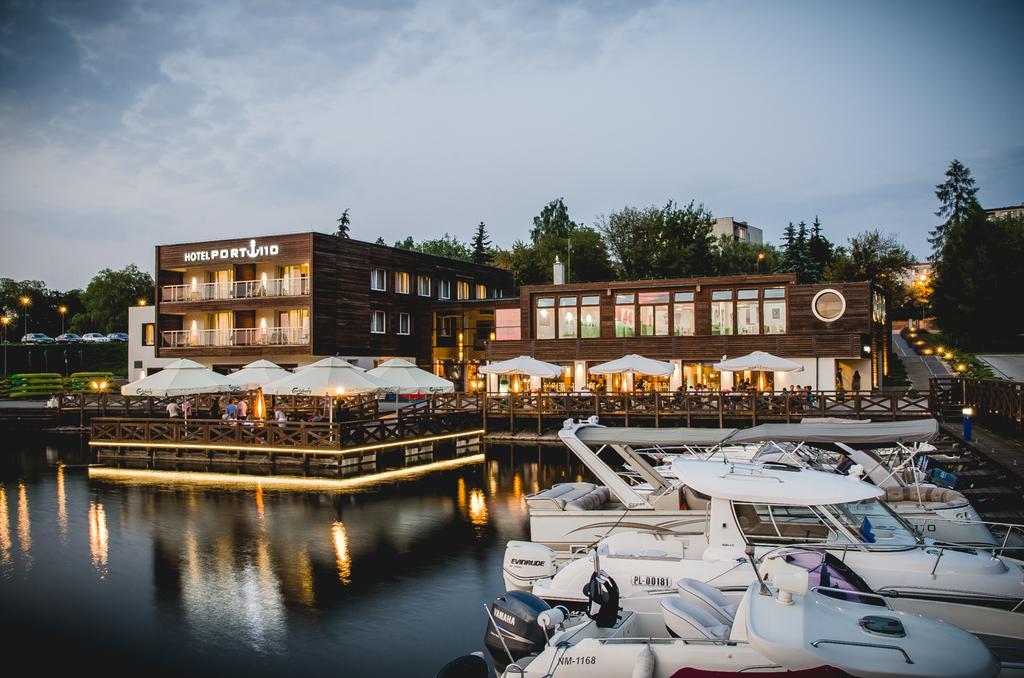 Hotel Port 110 Ілава Екстер'єр фото